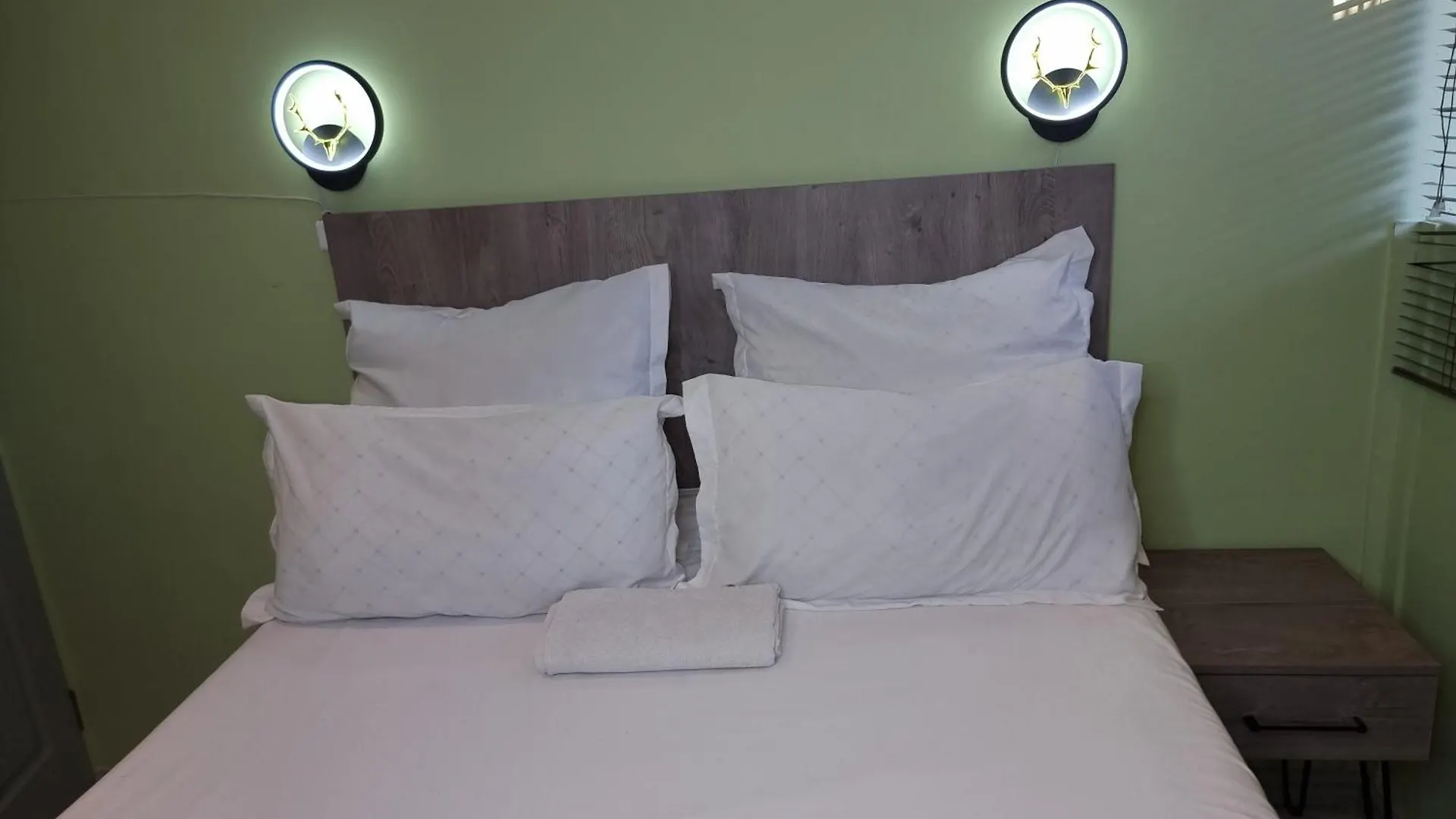 Ojong'S Guesthouse Kraaifontein - Eikendel Cape Town