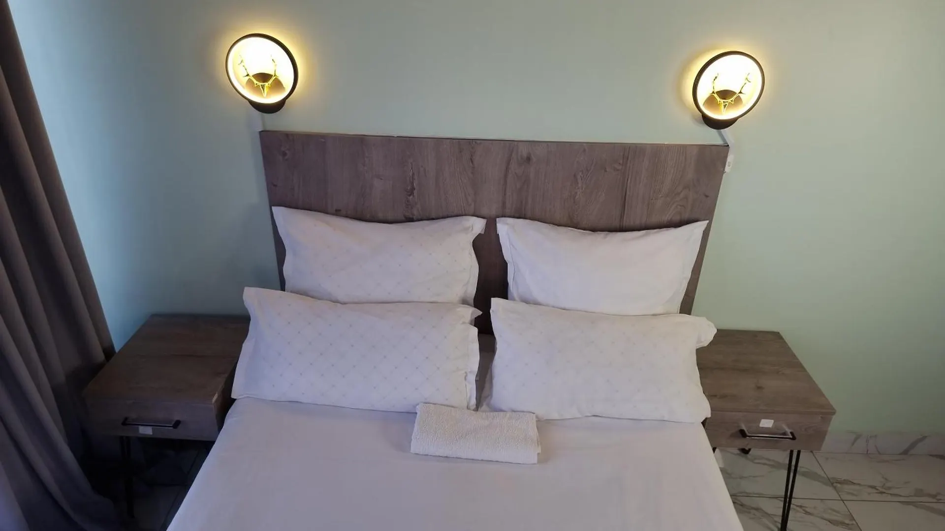Ojong'S Guesthouse Kraaifontein - Eikendel Cape Town 0*,  South Africa