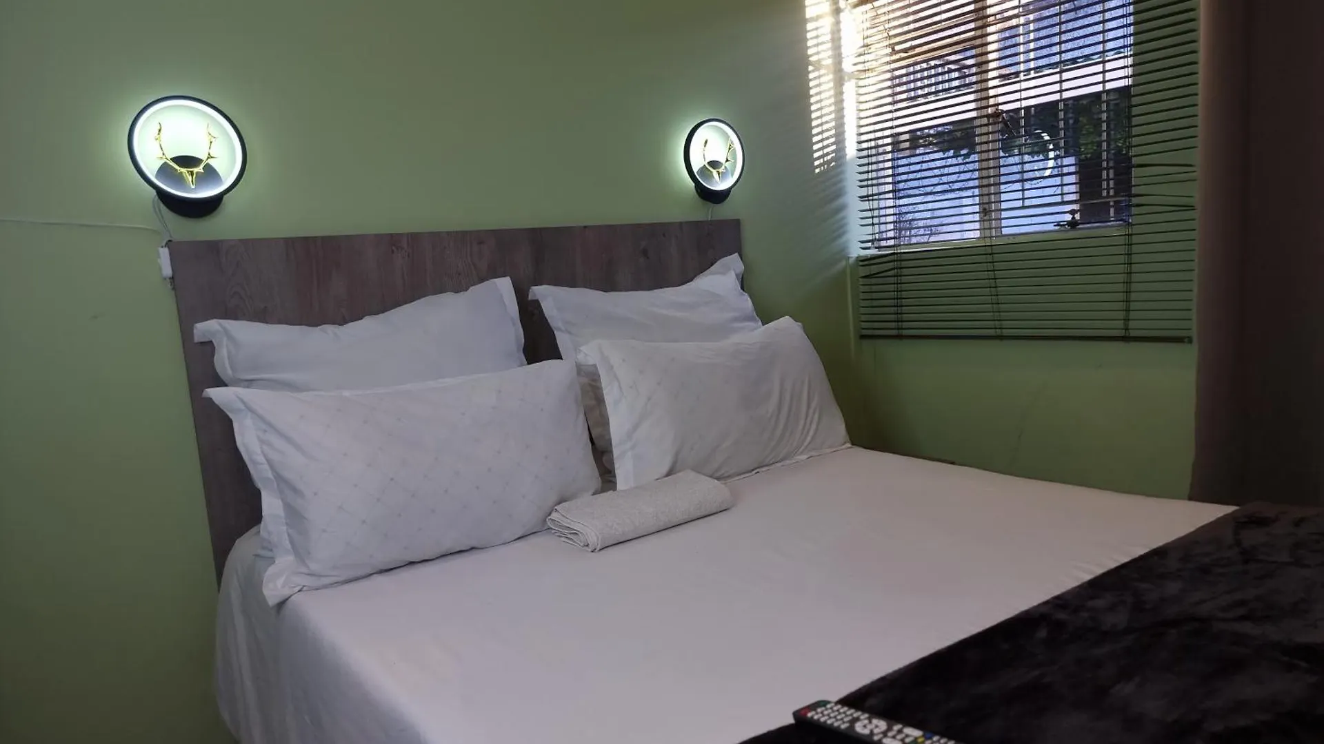 Pensión Ojong'S Guesthouse Kraaifontein - Eikendel Ciudad del Cabo Sudáfrica